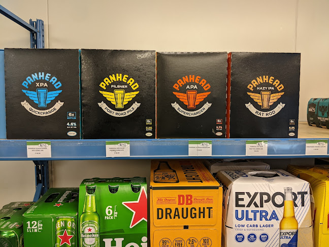 Betty's Liquorstore - Frankton - Hospitality and gastronomy