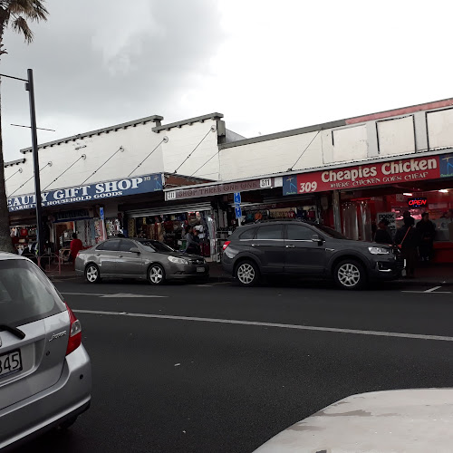 Cheapies Chicken - Hospitality and gastronomy