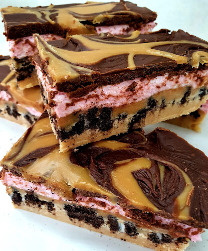 Munchkins - Hospitality and gastronomy