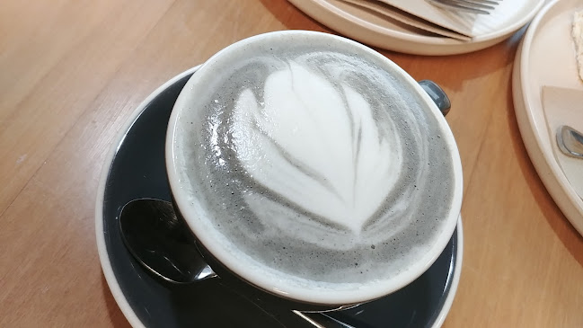 Folds Patisserie - Hospitality and gastronomy