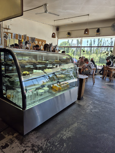 Humbug Cafe Open Times