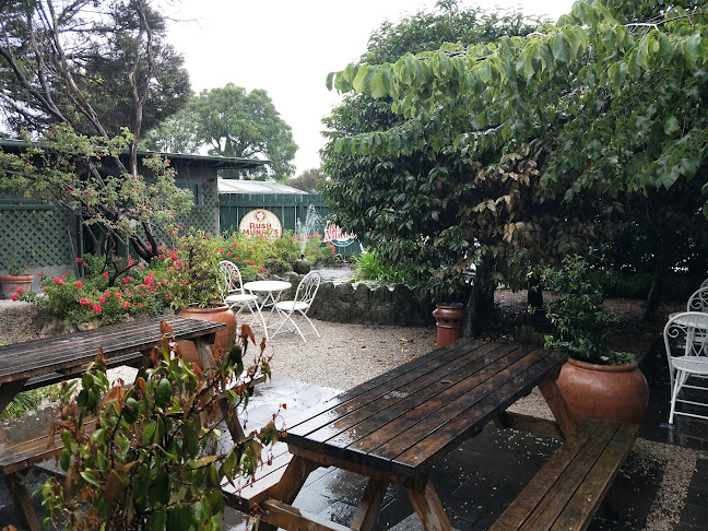 Rush Munro's Ice Creamery - Hospitality and gastronomy