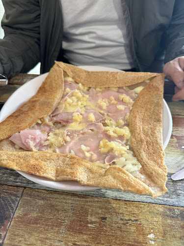 Comentarii opinii despre Le Cafe De Paris