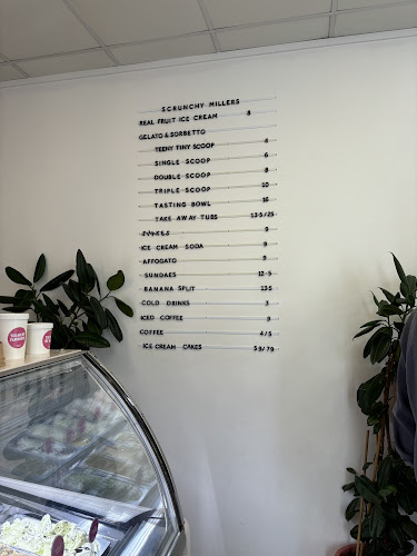 1 Shakespeare Road, Milford, Auckland 0620, New Zealand