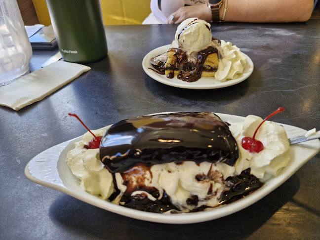 Denny's Manukau Restaurant