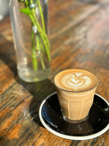 Black & Gold Coffee Eatery - Auckland