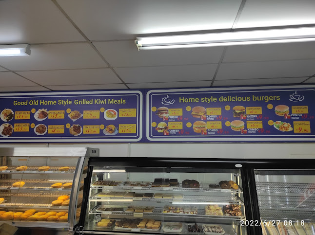 Beaut Pies Bakery & Café - Hospitality and gastronomy