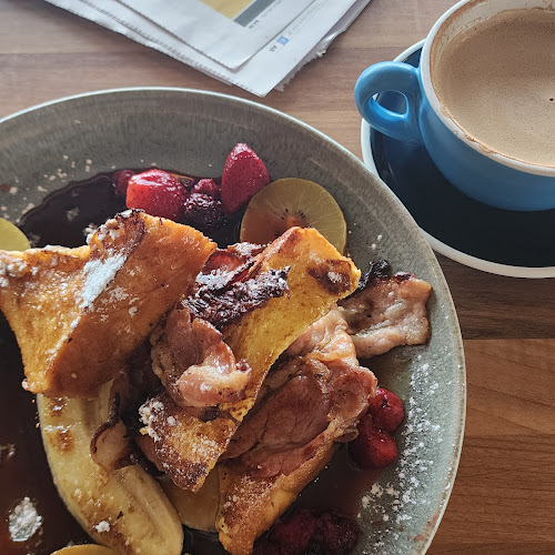 Unit 2/571 Great North Road, Grey Lynn, Auckland 1021, New Zealand