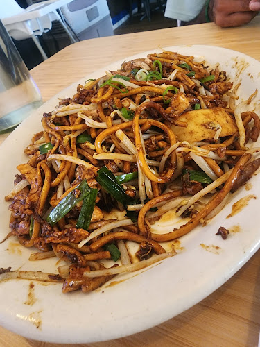 Uncle Man's K'road - Hospitality and gastronomy