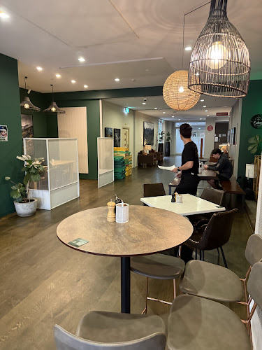 Shop 7, Ground Floor, Ramada Hotel, 24 Hawthorne Drive, Frankton, Queenstown 9300, New Zealand