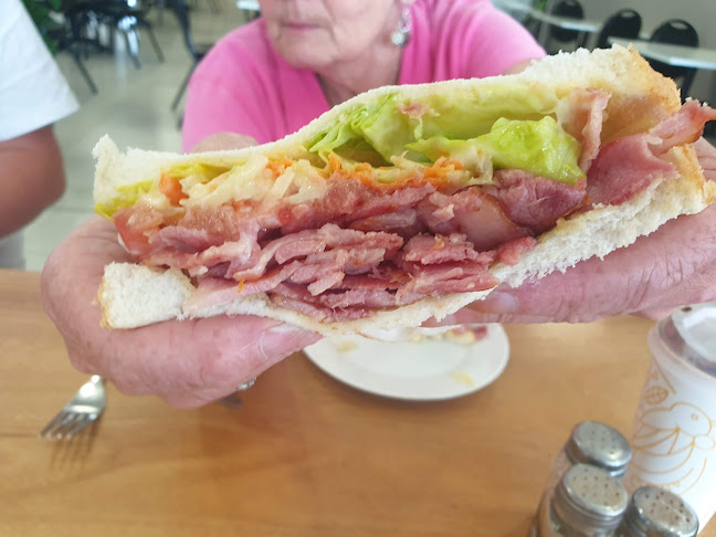 Opinii despre Pokeno Bacon Diner în Mercer - Hospitality and gastronomy