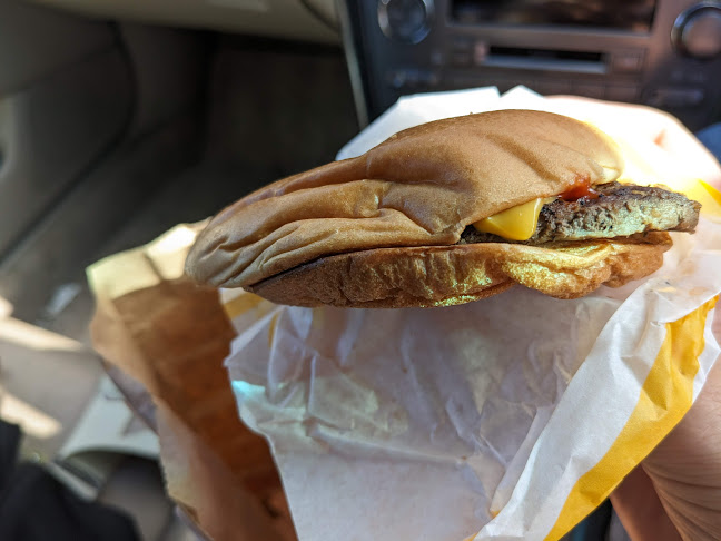 Comentarii opinii despre McDonald's Rolleston