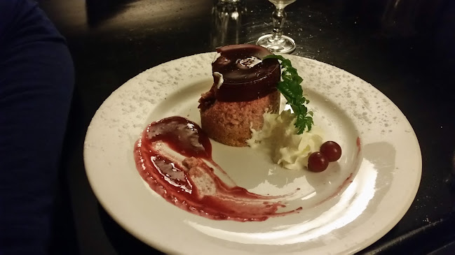 Tony's Vineyard's Restaurant & Bar