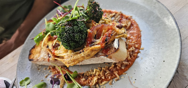 Midpoint Café - Auckland