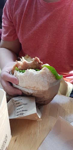 Burgers & Beers Metro - Hospitality and gastronomy