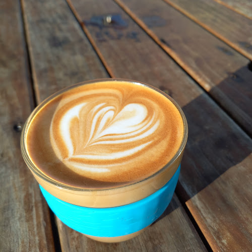 Opinii despre Coastal Cafe (coffee cart) în Motueka - Hospitality and gastronomy