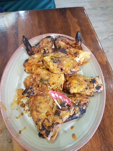 Nando's Porirua - Hospitality and gastronomy