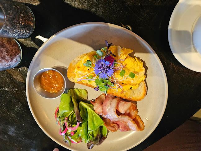 WYLD Raglan Phone number