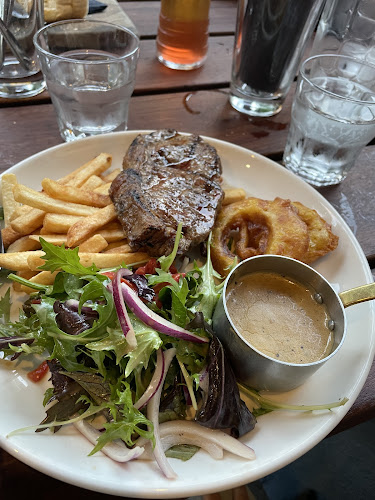 Comentarii opinii despre Pog Mahones Irish Pub & Restaurant