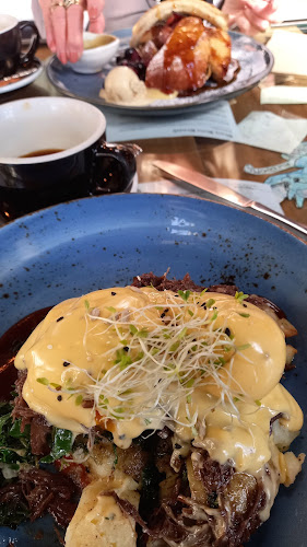 Black Betty Cafe - Hospitality and gastronomy