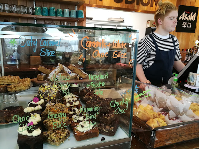 Comentarii opinii despre Podium Cafe