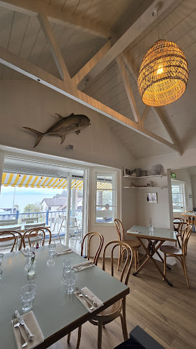 The Oyster Inn - Waiheke Island