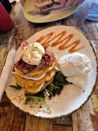 Poppys Cafe - Tīrau