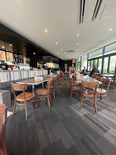 Comments and reviews of The Coffee Club Great South Road (Greenlane)