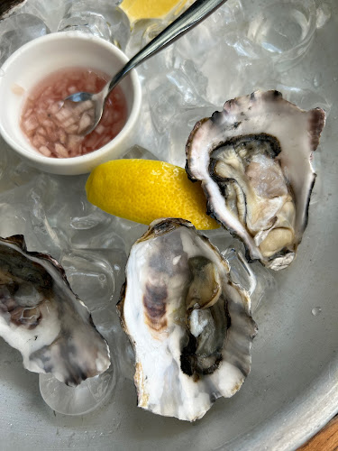 Regatta Bar And Eatery