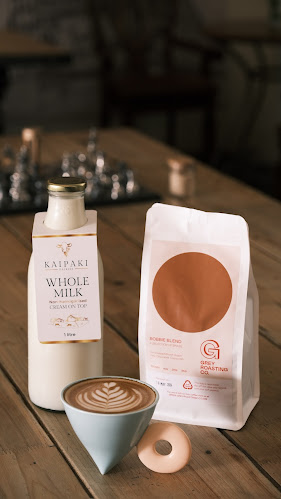 Urge Coffee & Tea Boutique - Hospitality and gastronomy