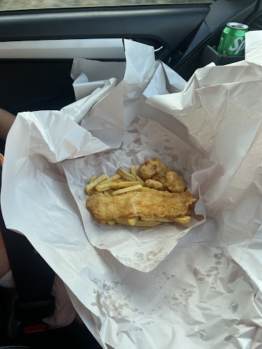 Opinii despre Red Beach Takeaways în Red Beach - Hospitality and gastronomy