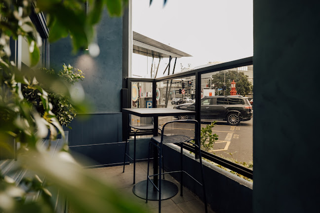 Comentarii opinii despre Andrew Andrew