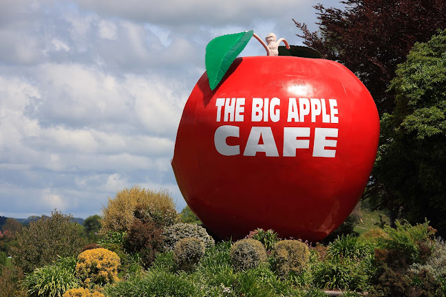The Big Apple - Hospitality and gastronomy
