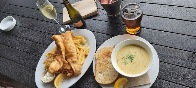 Comments and reviews of Grace O'Malley's Irish Inn Whitianga