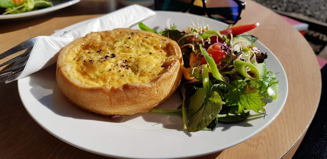 Opinii despre Railway Station Cafe în Kawakawa - Hospitality and gastronomy