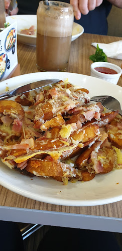 The Coffee Club Meridian Mall - Hospitality and gastronomy