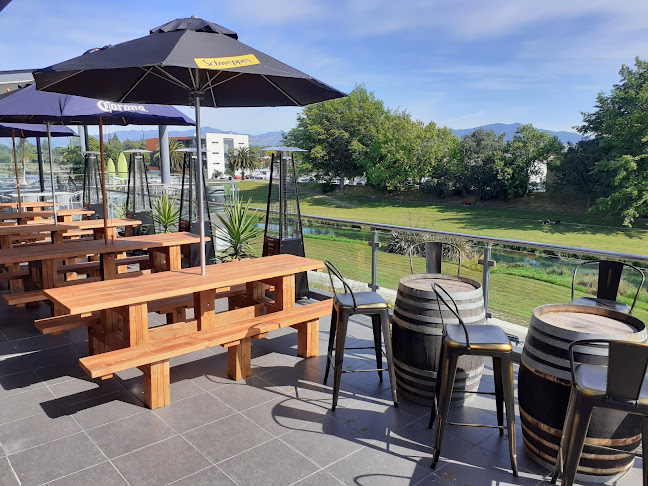 Comentarii opinii despre Clubs of Marlborough