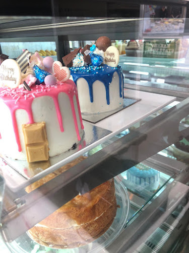 Reviews of The Cheesecake Shop Ormiston in Auckland - Hospitality and gastronomy