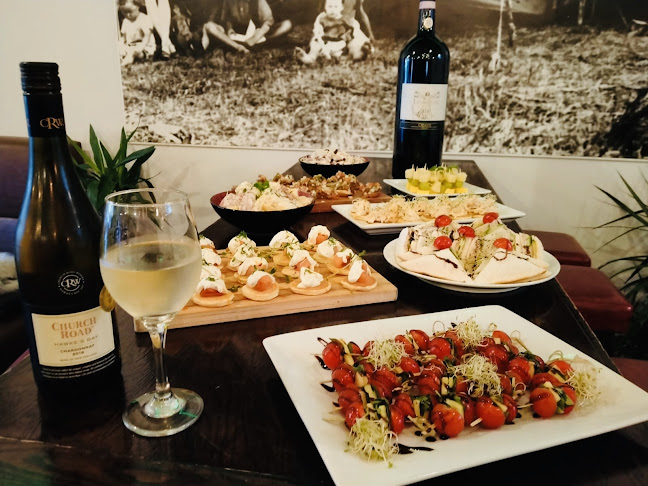 Comments and reviews of No.9 Bar & Grill