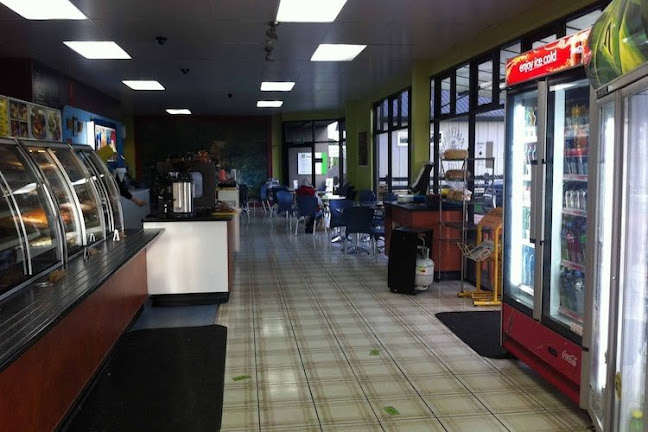 250 State Highway 16, Kumeū 0810, New Zealand