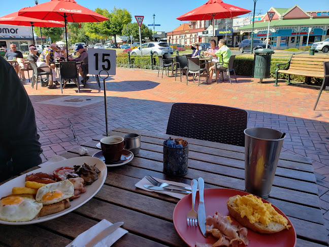 The Deli On The Corner