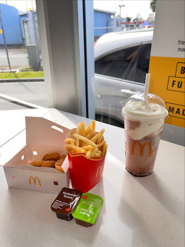 Opinii despre McDonald's Akoranga Drive în Auckland - Hospitality and gastronomy
