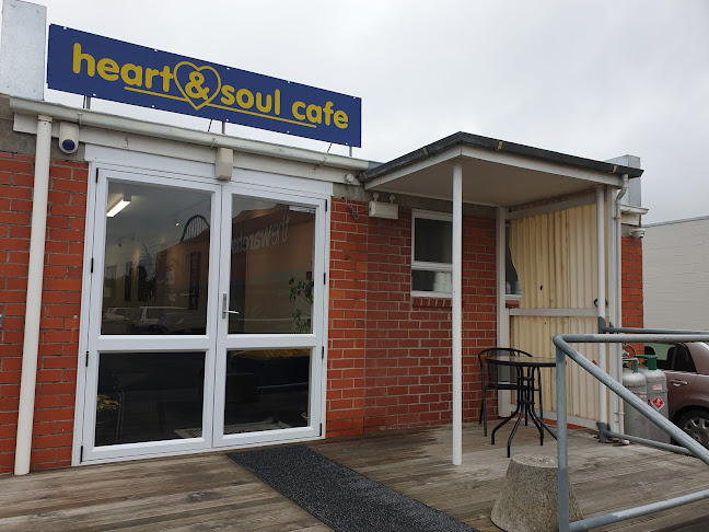 Heart and Soul Cafe (2004) Limited