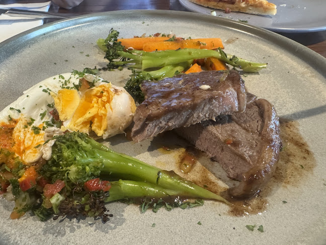 Rogues Cafe, Restaurant & Bar - Hospitality and gastronomy