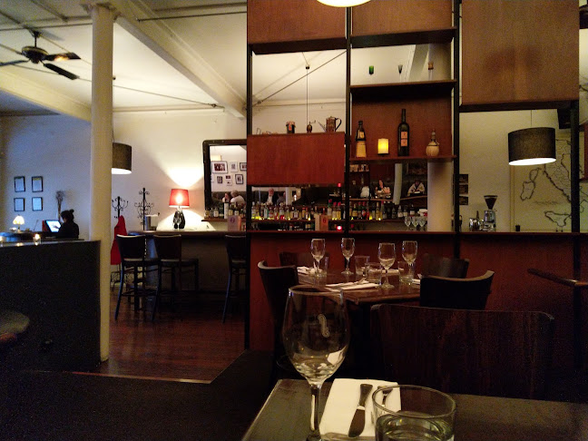 Fratelli Phone number