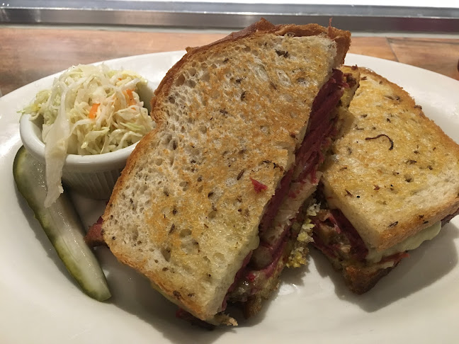 Federal Delicatessen - Hospitality and gastronomy