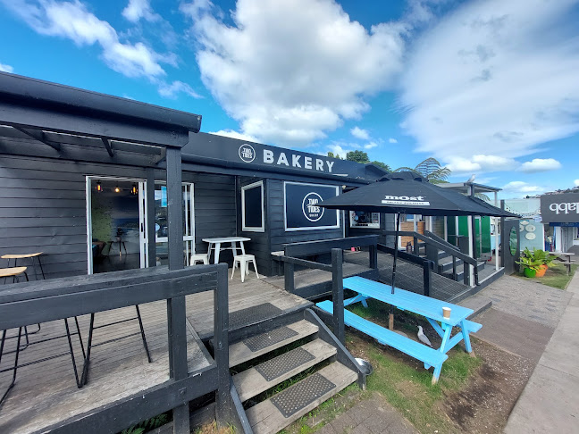 Two Tides Bakery - Hospitality and gastronomy