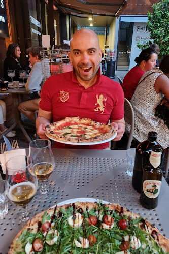 Alessandro's Pizzeria e Pasta Napoletana - Hospitality and gastronomy