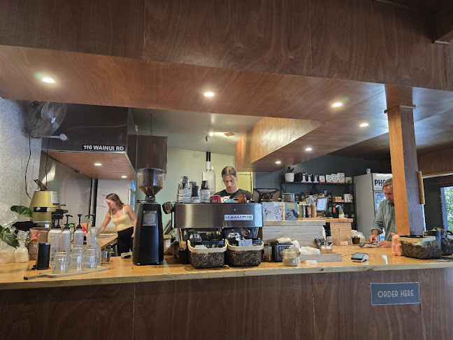 Raglan Roast Gizzy - Gisborne