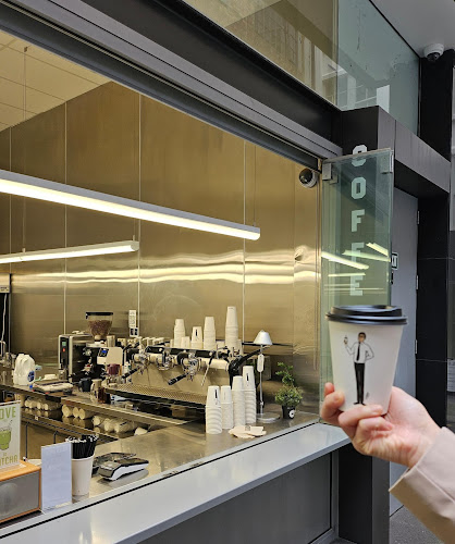 Receptionist coffee - Hospitality and gastronomy